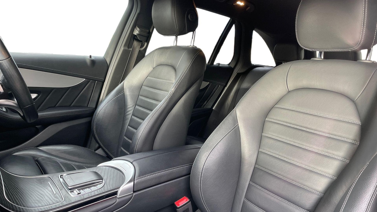 Used Mercedes-Benz GLC 2021 for sale - 76413562: Photo 11