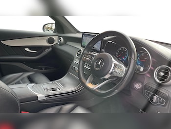 Used Mercedes-Benz GLC 2021 for sale - 76413562: Photo