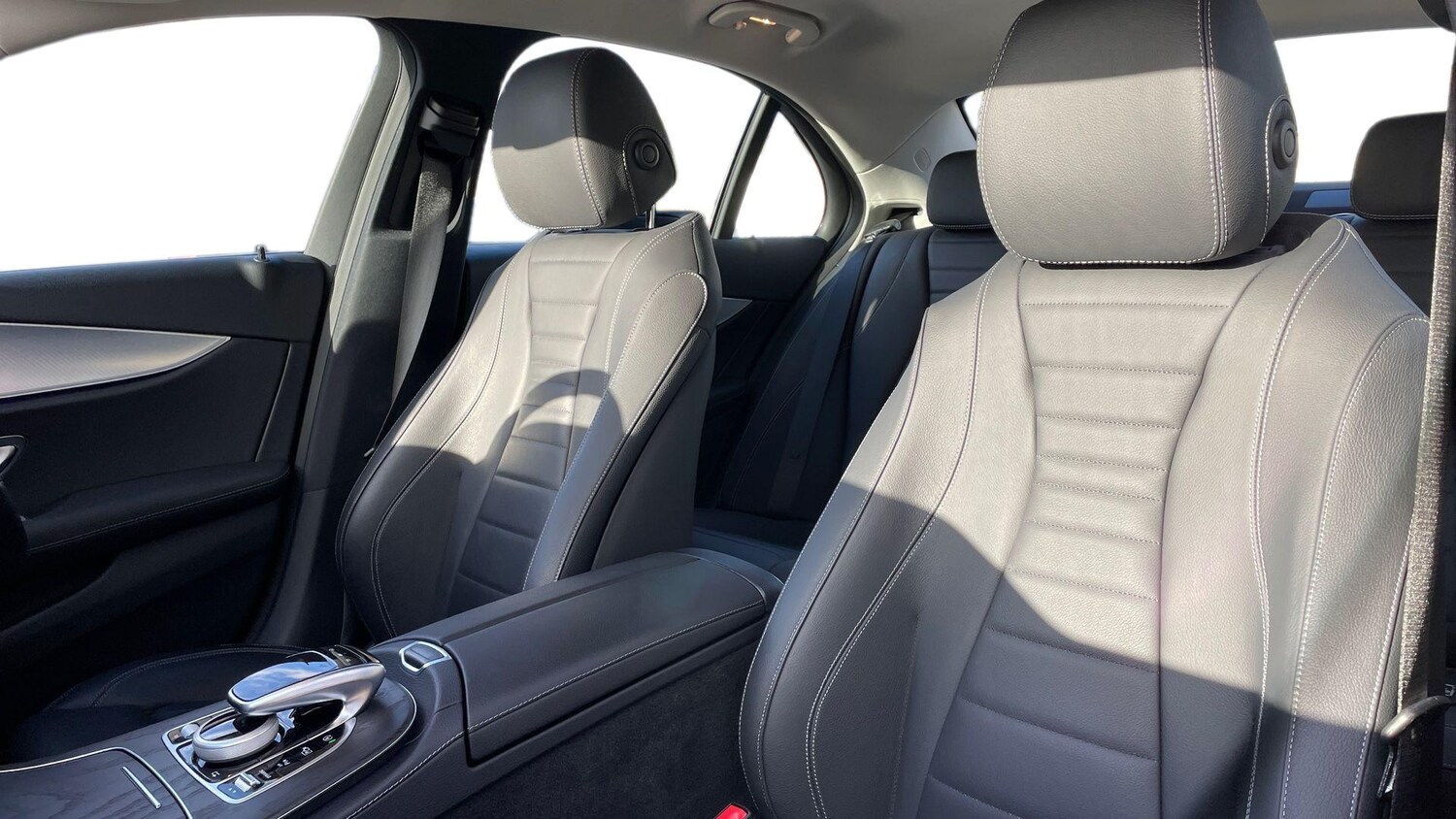 Used Mercedes-Benz E Class 2020 for sale - 77415393: Photo 11