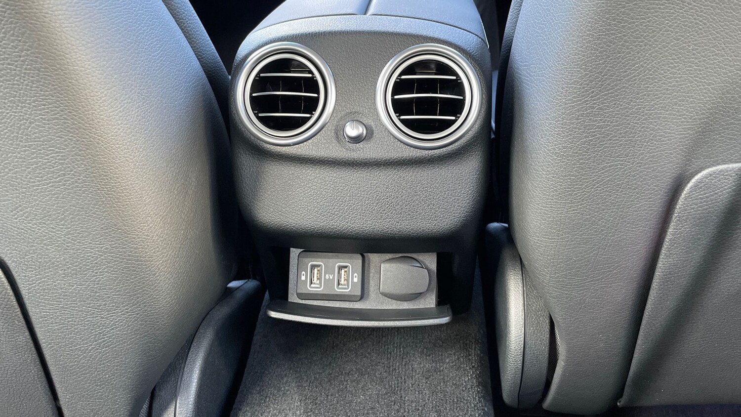 Used Mercedes-Benz E Class 2020 for sale - 77415393: Photo 37