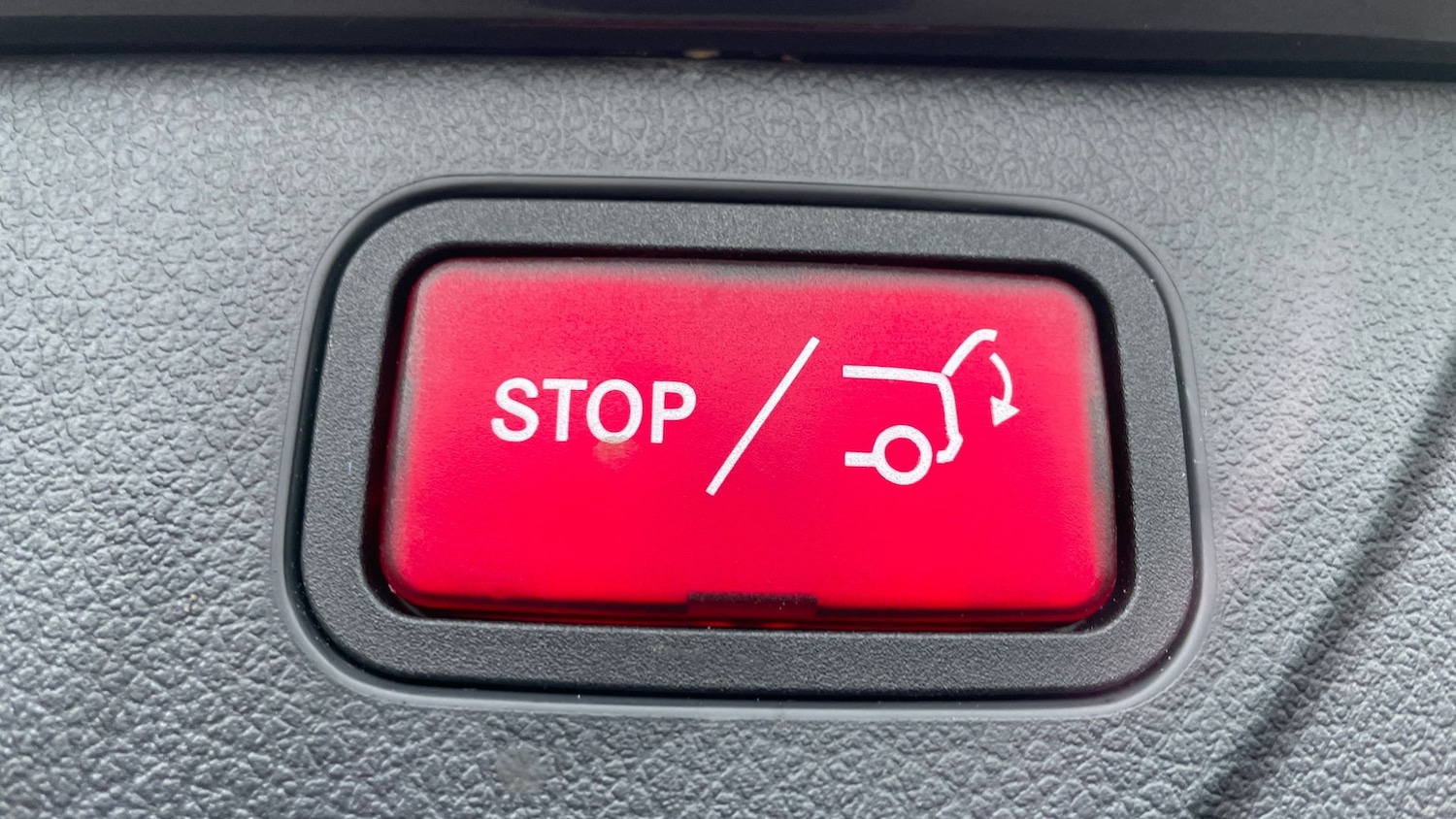 Used Mercedes-Benz C Class 2024 for sale - 77619240: Photo 38