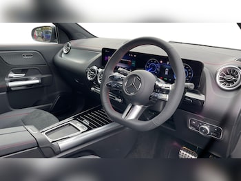 Used Mercedes-Benz EQA 2025 for sale - 77767076: Photo