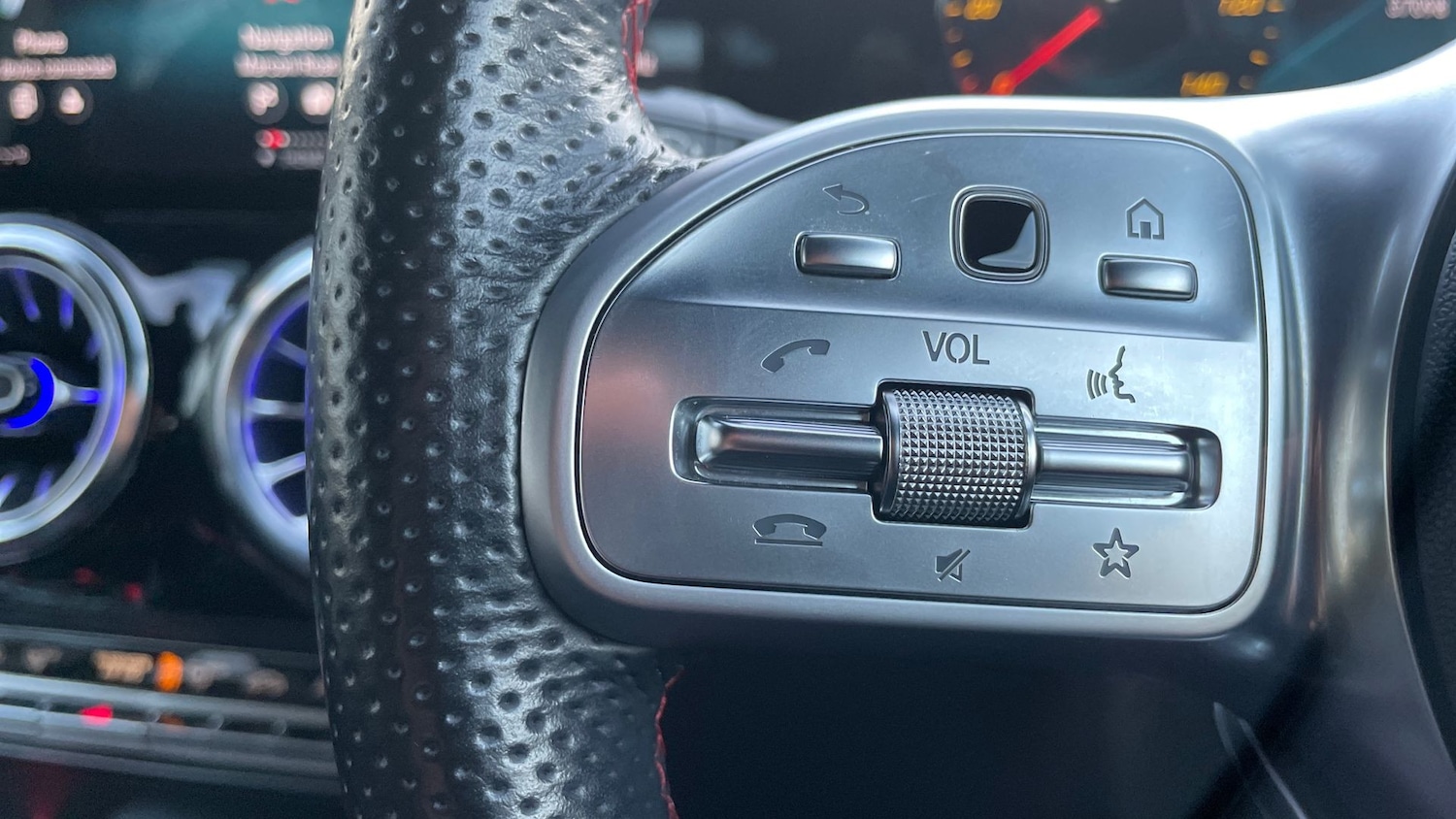 Used Mercedes-Benz EQA 2021 for sale - 76413813: Photo 19