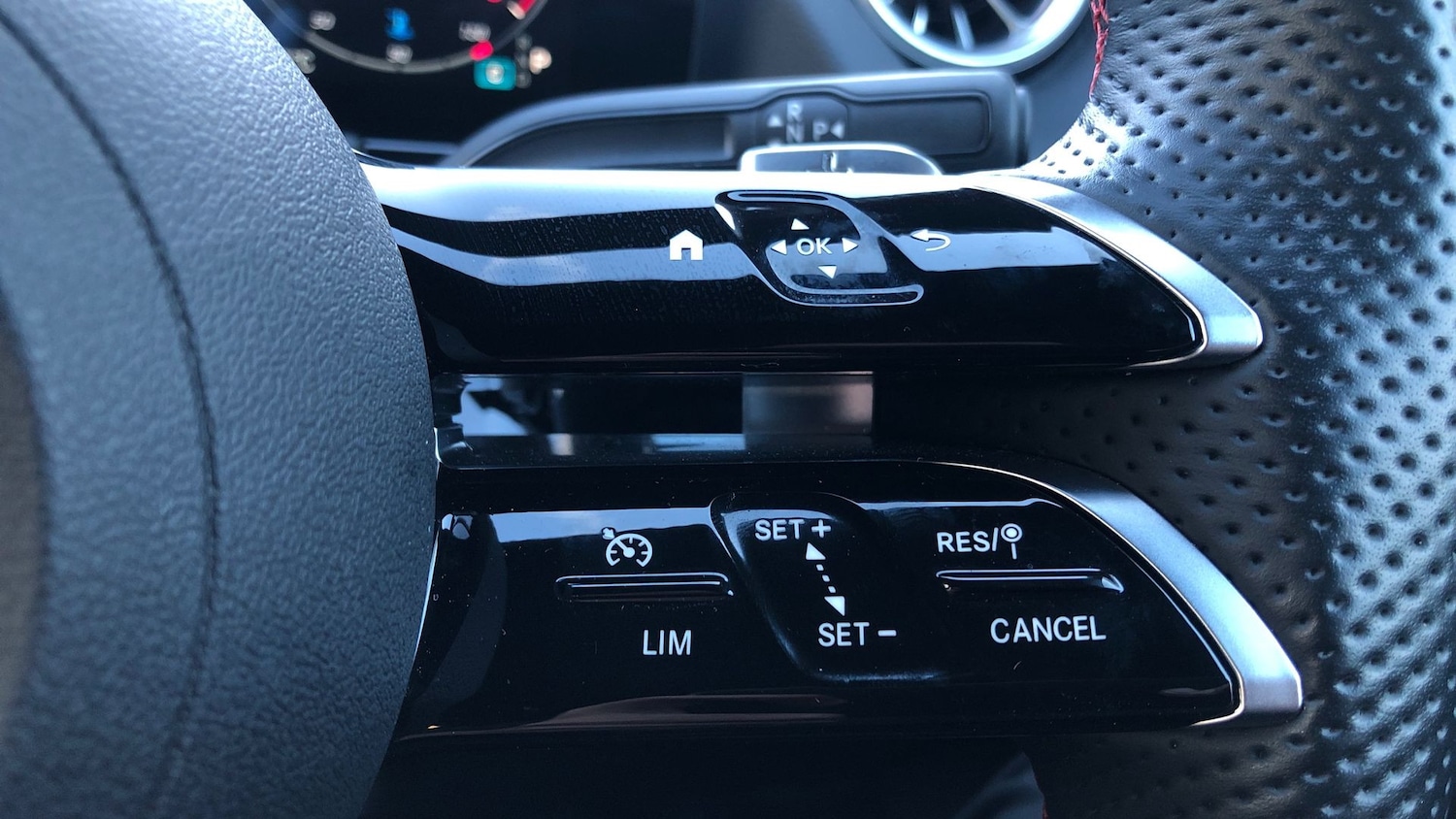 Used Mercedes-Benz GLA 2024 for sale - 77415388: Photo 28