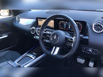 Used Mercedes-Benz GLA 2024 for sale - 77415388: Photo