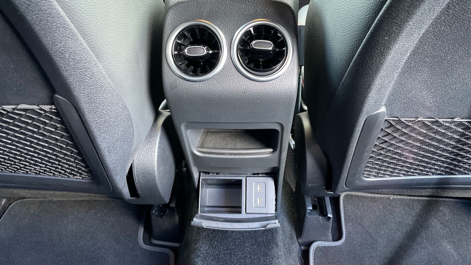 Used Mercedes-Benz GLB 2025 for sale - 76413824: Photo 36