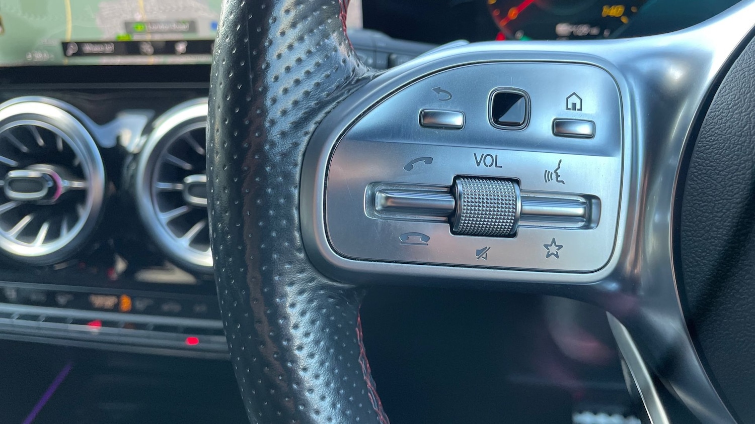 Used Mercedes-Benz EQA 2021 for sale - 77619250: Photo 19