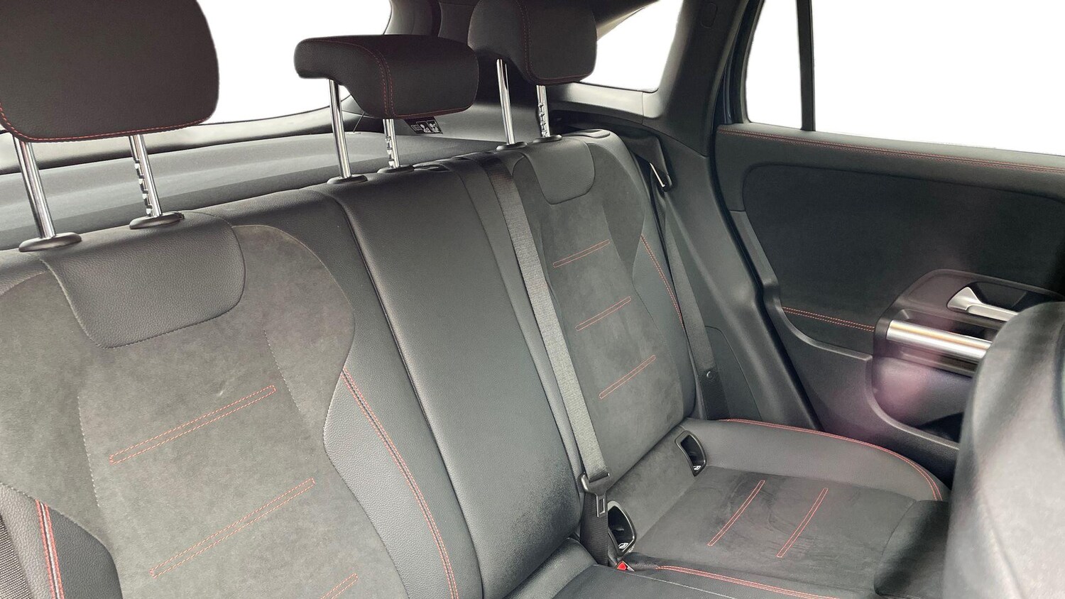 Used Mercedes-Benz GLA 2023 for sale - 77415378: Photo 12