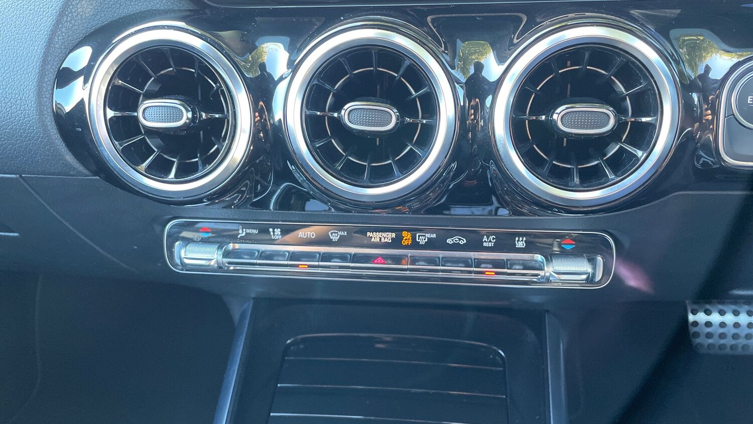 Used Mercedes-Benz GLA 2021 for sale - 77415399: Photo 24