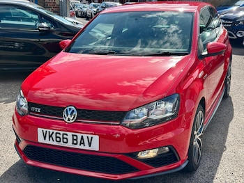 Used Volkswagen Polo 2016 for sale - 79464465: Photo