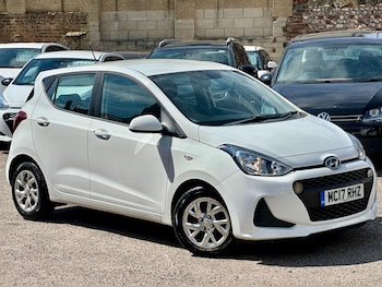 Used Hyundai i10 2017 for sale - 79381943: Photo
