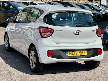 Used Hyundai i10 2017 for sale - 79381943: Photo