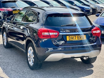 Used Mercedes-Benz GLA 2017 for sale - 79381962: Photo