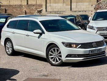 Used Volkswagen Passat 2017 for sale - 79621377: Photo