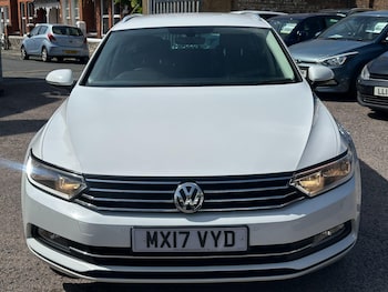 Used Volkswagen Passat 2017 for sale - 79621377: Photo