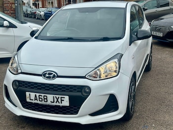 Used Hyundai i10 2018 for sale - 79381965: Photo