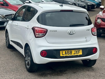 Used Hyundai i10 2018 for sale - 79381965: Photo