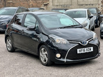 Used Toyota Yaris 2016 for sale - 79381938: Photo