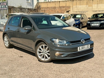 Used Volkswagen Golf 2019 for sale - 79381952: Photo