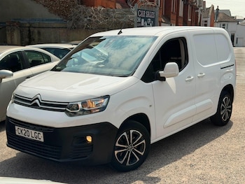 Used Citroen Berlingo 2020 for sale - 79381948: Photo