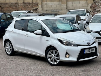 Used Toyota Yaris 2013 for sale - 79412788: Photo