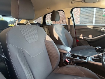 Used Ford Focus 2015 for sale - 78458444: Photo