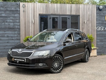 Used Skoda Superb 2014 for sale - 79129765: Photo