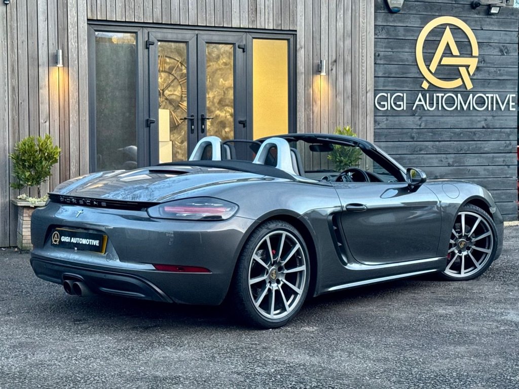 Used Porsche Boxster 2016 for sale - 77534165: Photo 26