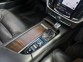 Used Volvo V90 2016 for sale - 78530208: Photo