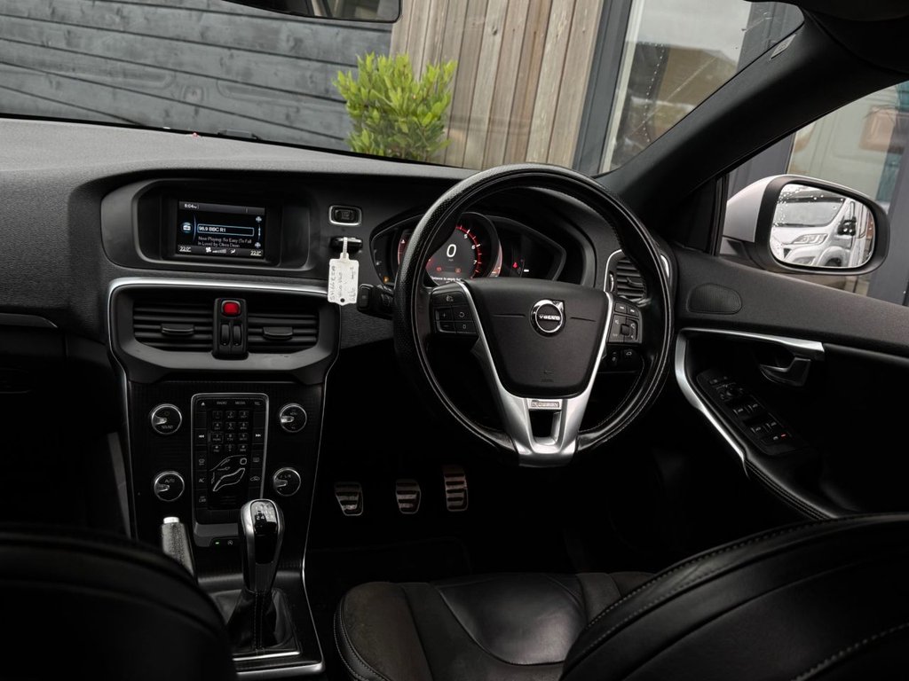 Used Volvo V40 2016 for sale - 76256755: Photo 12