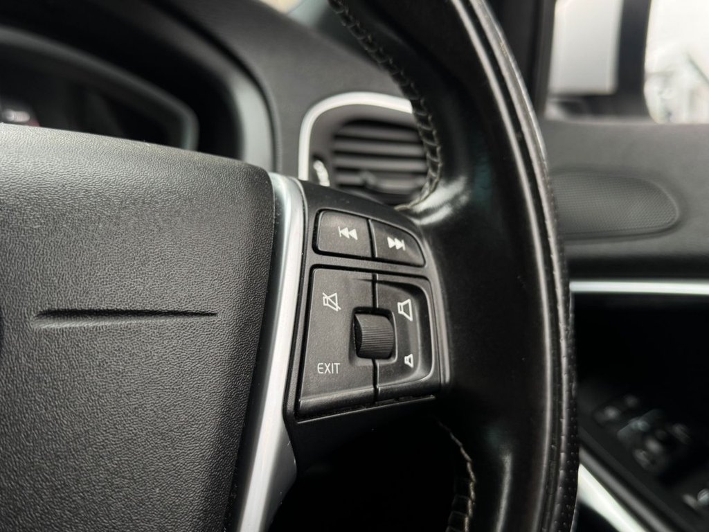 Used Volvo V40 2016 for sale - 76256755: Photo 15