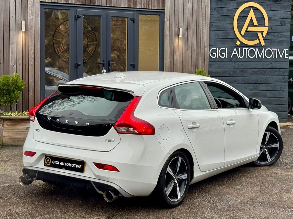 Used Volvo V40 2016 for sale - 76256755: Photo 33
