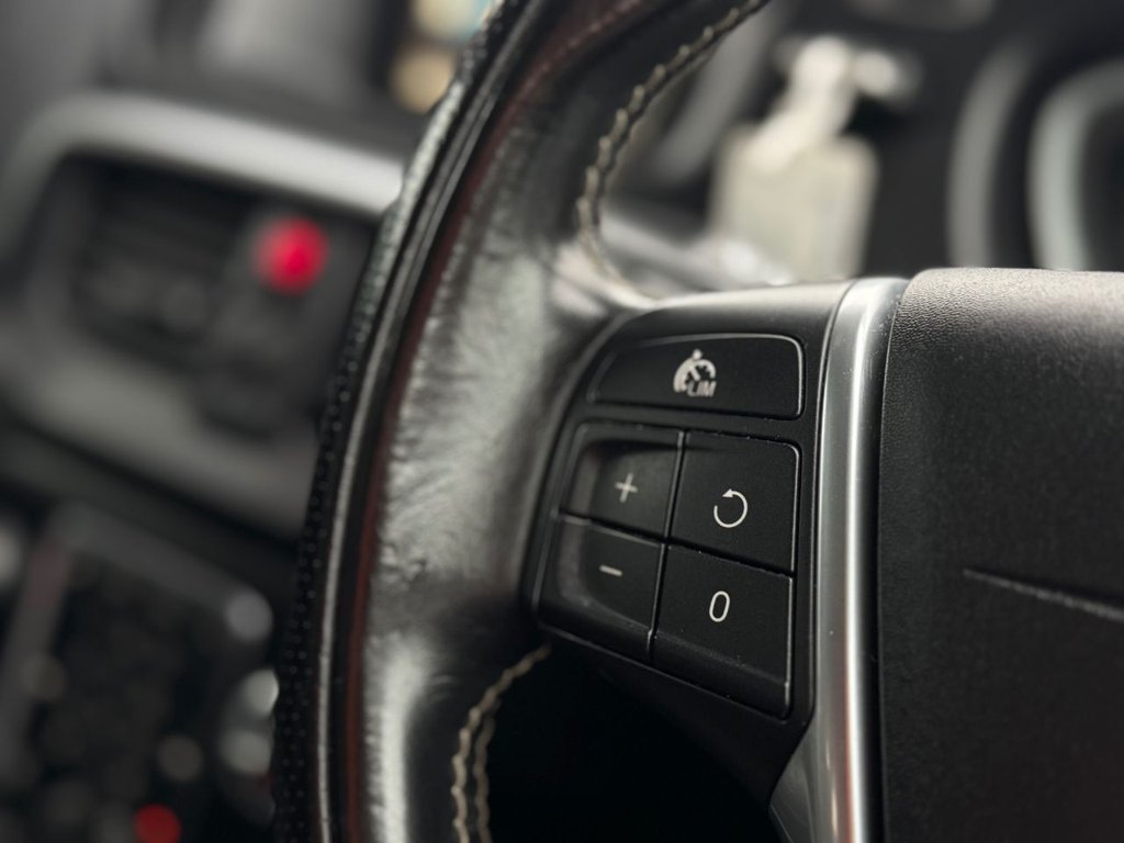 Used Volvo V40 2016 for sale - 76256755: Photo 34