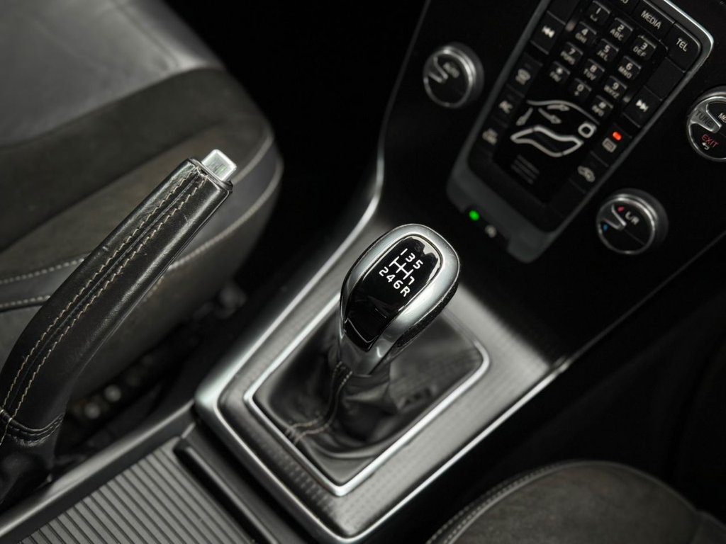 Used Volvo V40 2016 for sale - 76256755: Photo 39