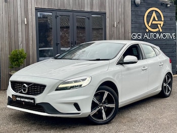 Used Volvo V40 2016 for sale - 76256755: Photo