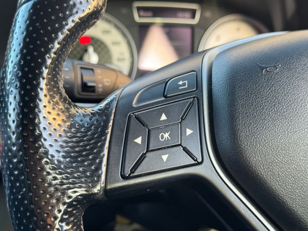 Used Mercedes-Benz A-Class 2014 for sale - 76768748: Photo 6