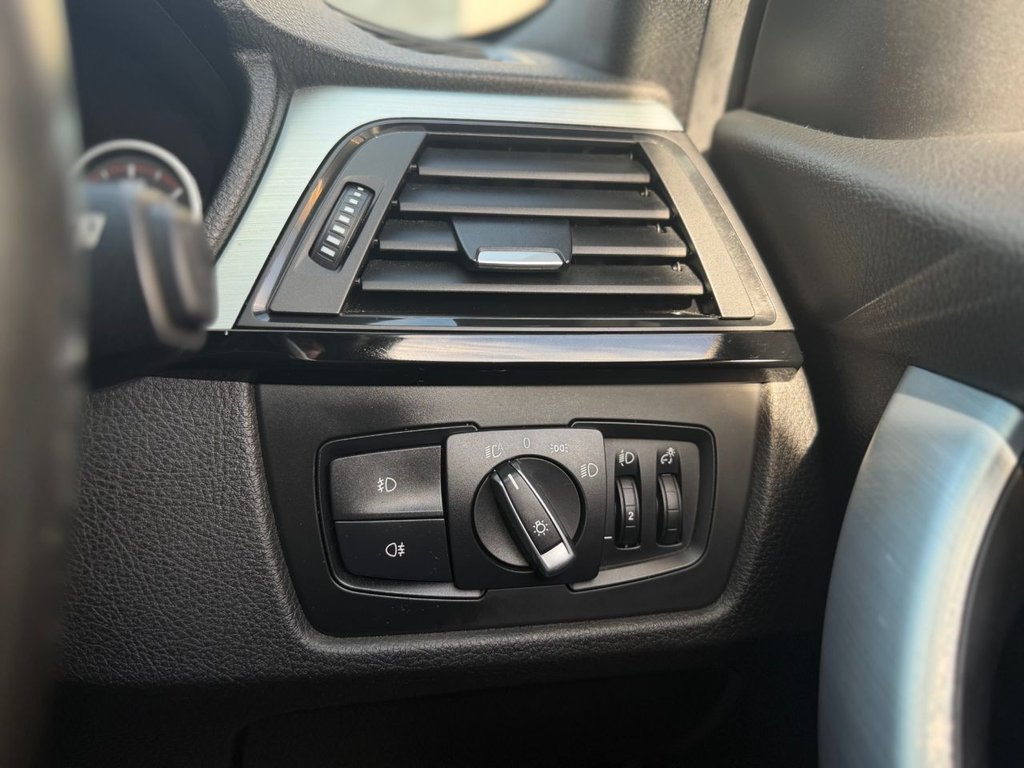 Used BMW 3 Series 2015 for sale - 77719883: Photo 27