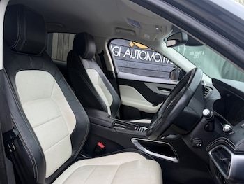 Used Jaguar F-Pace 2018 for sale - 78241688: Photo