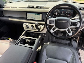 Used Land Rover Defender 2022 for sale - 78725649: Photo