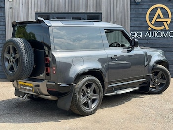 Used Land Rover Defender 2022 for sale - 78725649: Photo