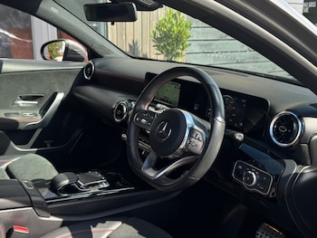 Used Mercedes-Benz A-Class 2018 for sale - 75642366: Photo