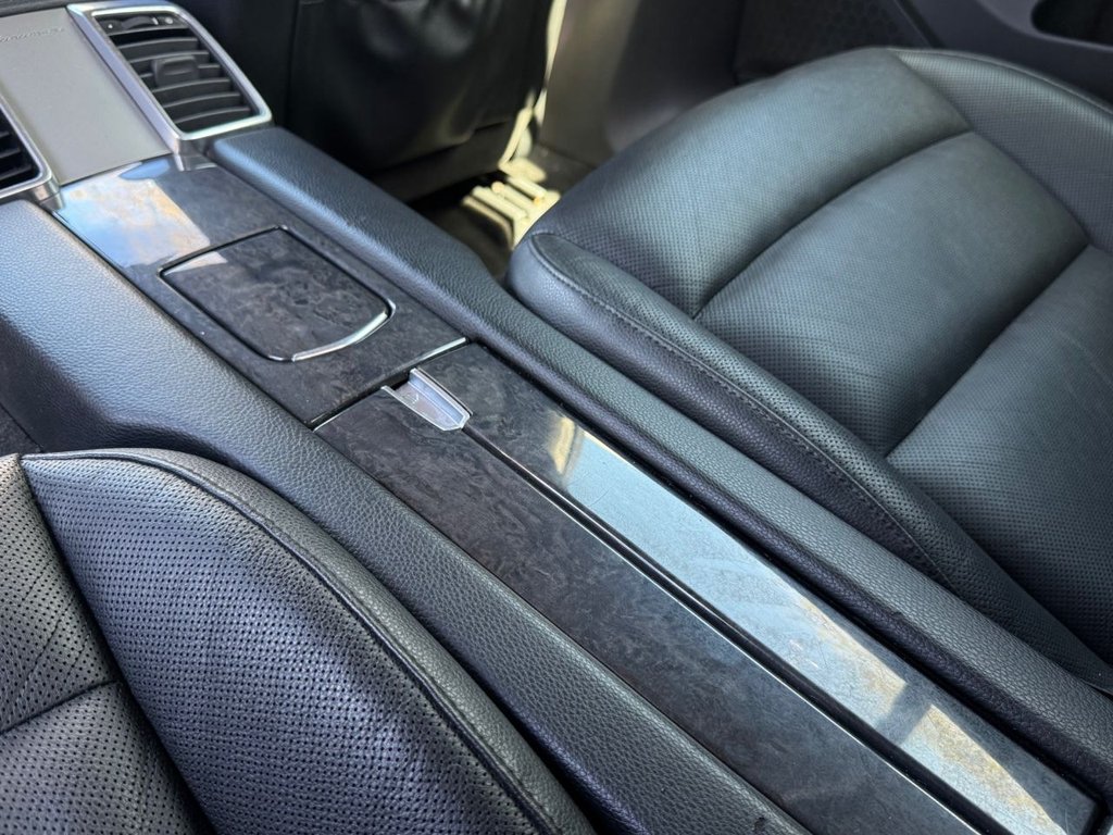 Used Porsche Panamera 2011 for sale - 76235339: Photo 24