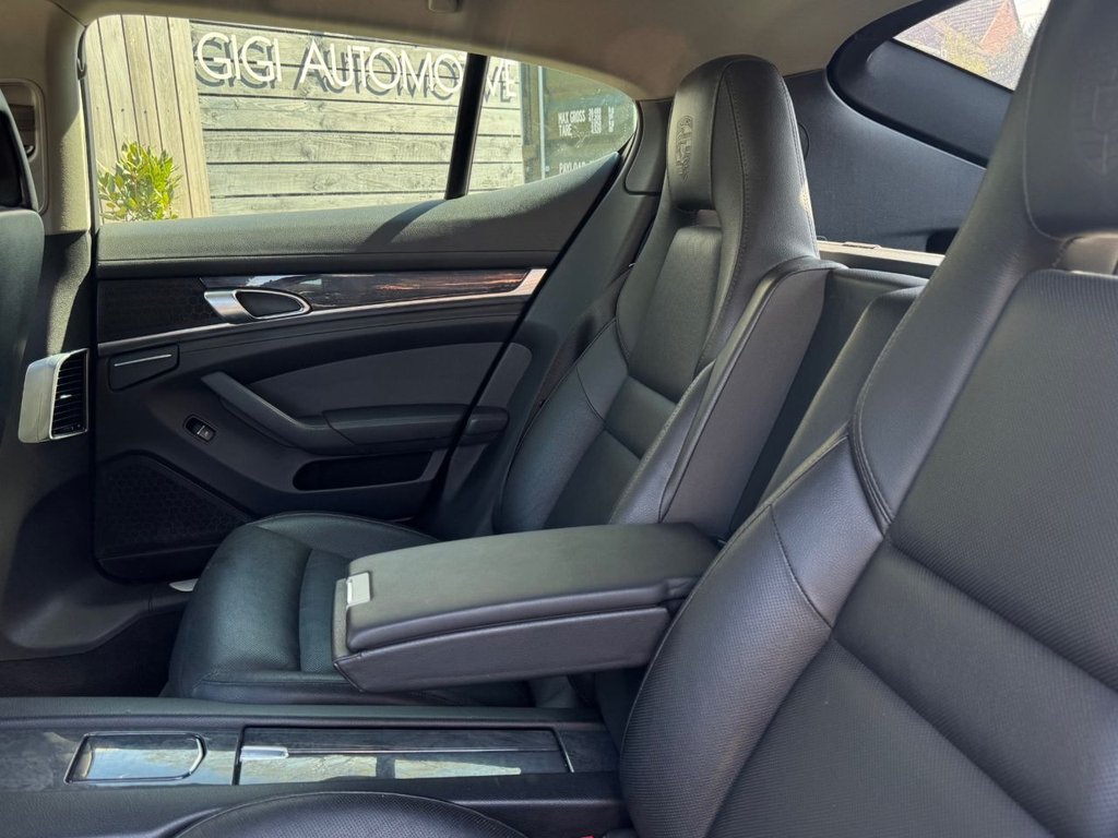 Used Porsche Panamera 2011 for sale - 76235339: Photo 26