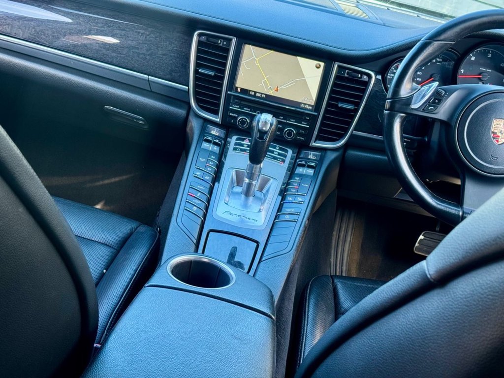 Used Porsche Panamera 2011 for sale - 76235339: Photo 29