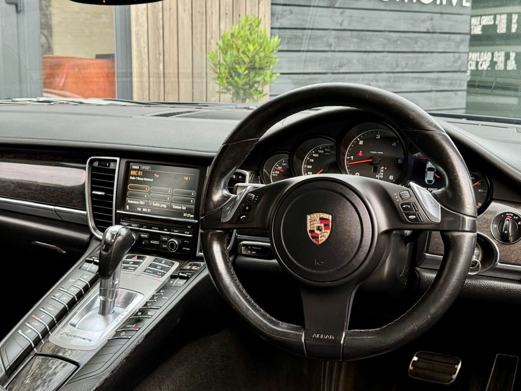 Used Porsche Panamera 2011 for sale - 76235339: Photo 42