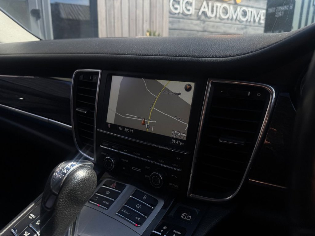 Used Porsche Panamera 2011 for sale - 76235339: Photo 7