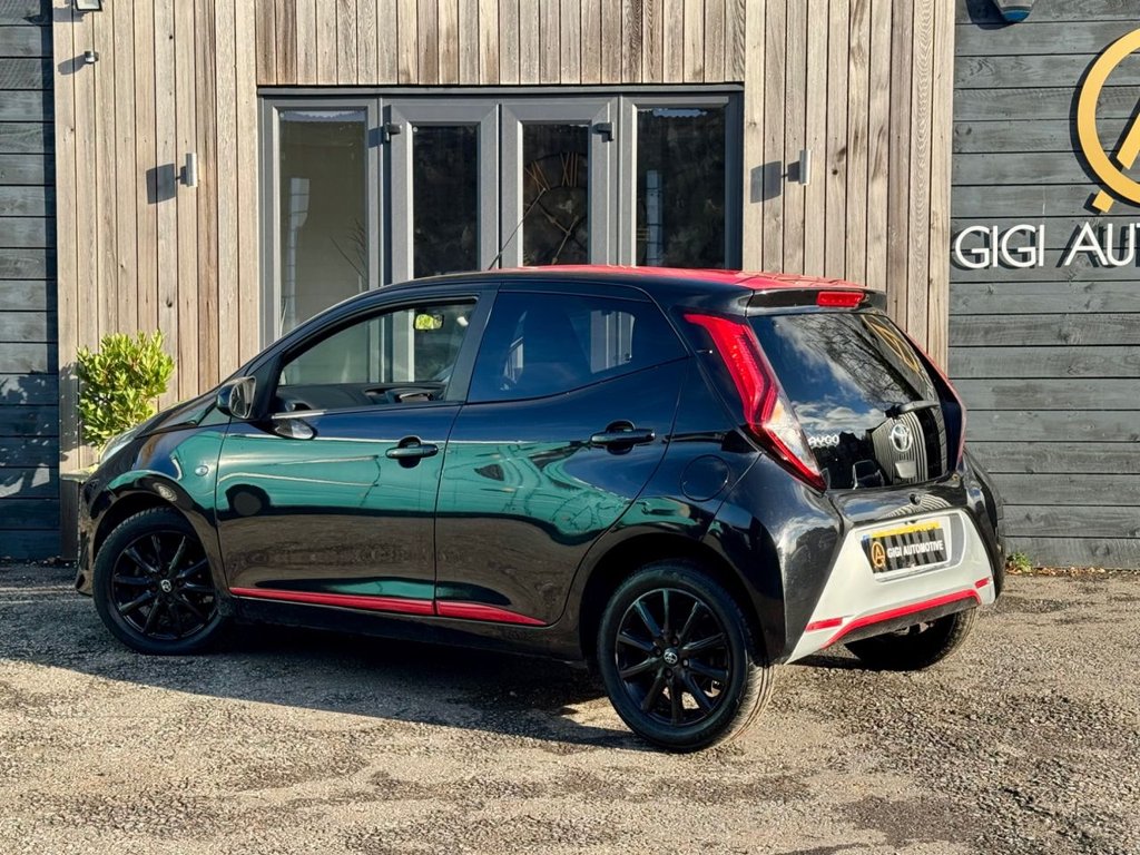 Used Toyota AYGO 2018 for sale - 76610303: Photo 10