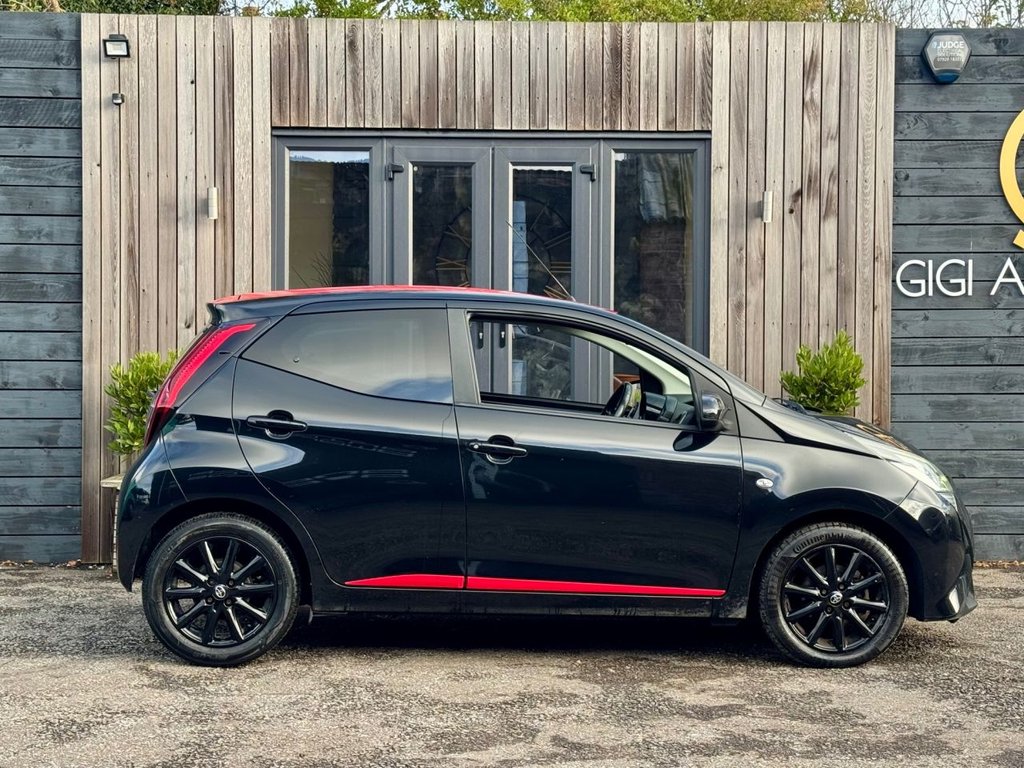 Used Toyota AYGO 2018 for sale - 76610303: Photo 8