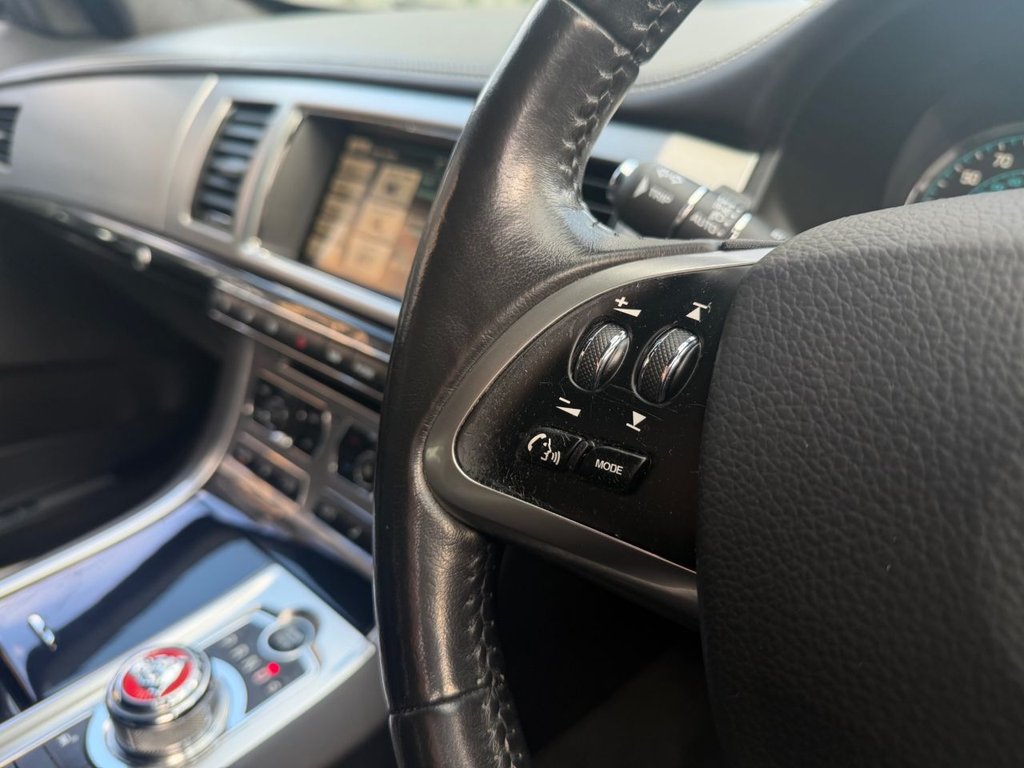 Used Jaguar XF 2013 for sale - 78017297: Photo 18