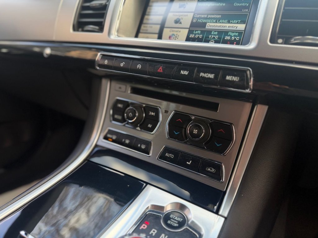 Used Jaguar XF 2013 for sale - 78017297: Photo 8